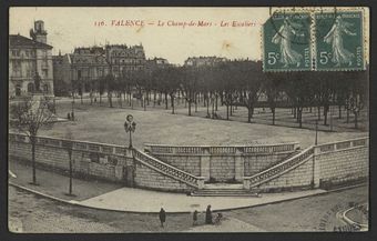 Valence - Le Champs de Mars - Les Escaliers