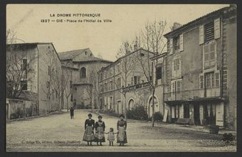 Die - Place de l'Hôtel de Ville