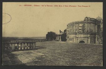 Grignan. - Château - Sur la Terrasse - Allée de la 2e cour d'honneur - Tour François Ier