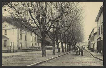 Hauterives (Drôme). - Avenue de St-Vallier