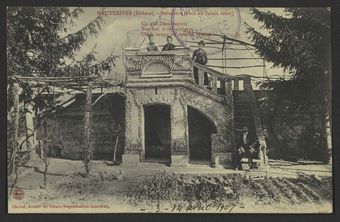 Hauterives (Drôme). - Belvédère (Face au Palais idéal)