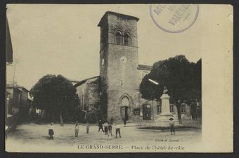 Le Grand-Serre - Place de l'Hôtel de ville