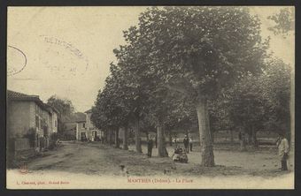 Manthes (Drôme) - La Place