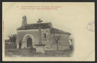 Chapelle millénaire de N.D. des Baquets (Etang désséché) au hameau de ce nom, commune de Montségur (Drôme)