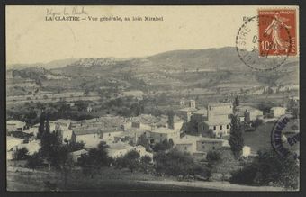 La Clastre - Vue générale, au loin Mirabel