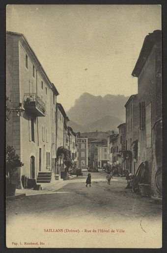 Saillans (Drôme) - Rue de l'Hotel de Ville