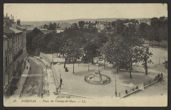 Aubenas - Place du Champ-de-Mars