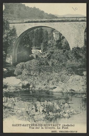 Saint-Sauveur-de-Montagut (Ardèche) Vue sur la Glueyre. Le Pont
