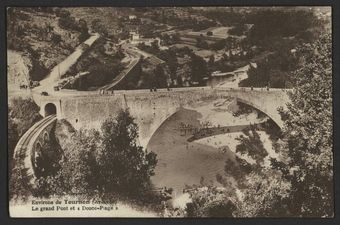 Environs de Tournon (Ardèche) Le grand Pont et 