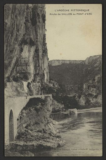 Route de Vallon au Pont d'Arc