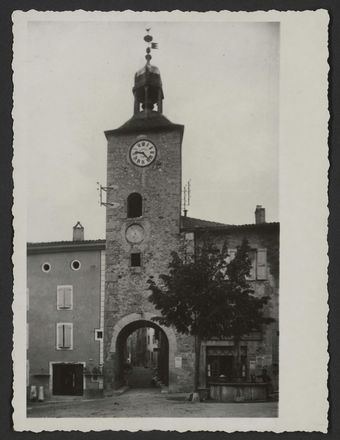 La Tour de l'Horloge, place de la République à Châtillon-en-Diois