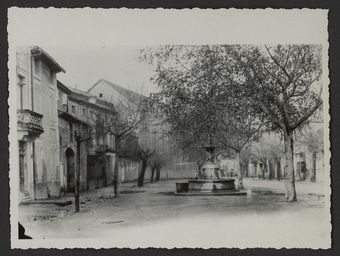 Fontaine du Cours Haut à Saint-Paul-Trois-Châteaux