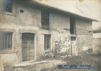 Façade de la maison Tortel à Chambois