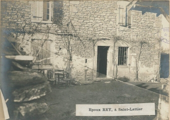Façade de la maison des époux Rey à Saint-Lattier